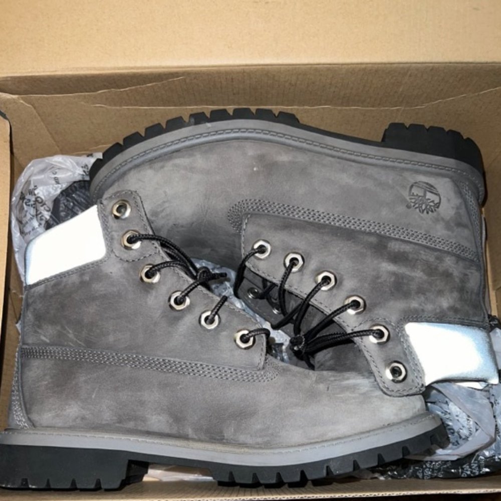 Timberlands - Picture 4 of 4